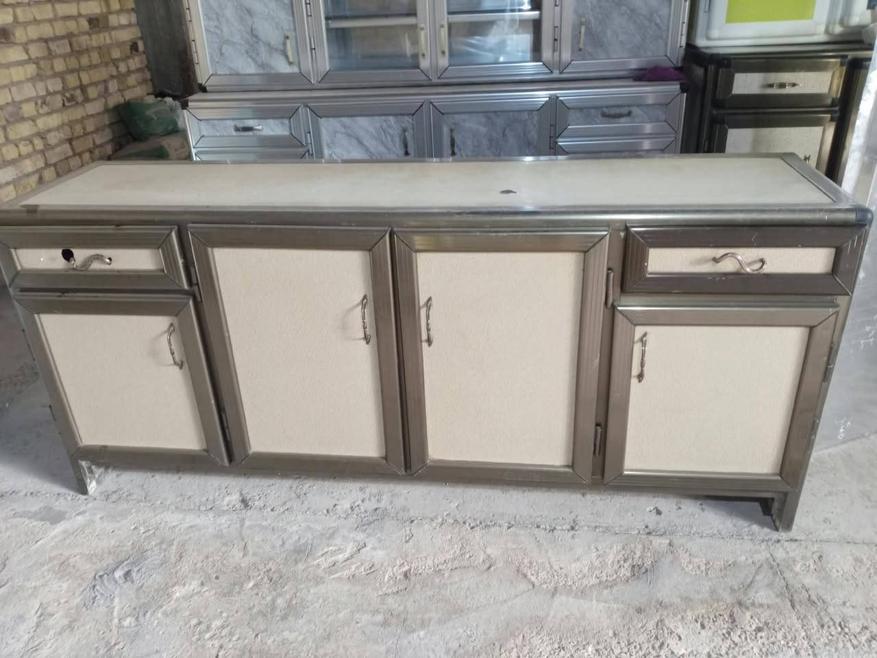 كاونترات • ارضي • درجه اولى