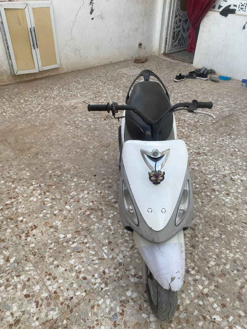 سلام عليكم دراجه ماكس لبيع نكره سلف كهربائيات كلها شغاله
دراجه ب400وبيها مجال كامله لدراجه ***********جي لنداء عمود 83
