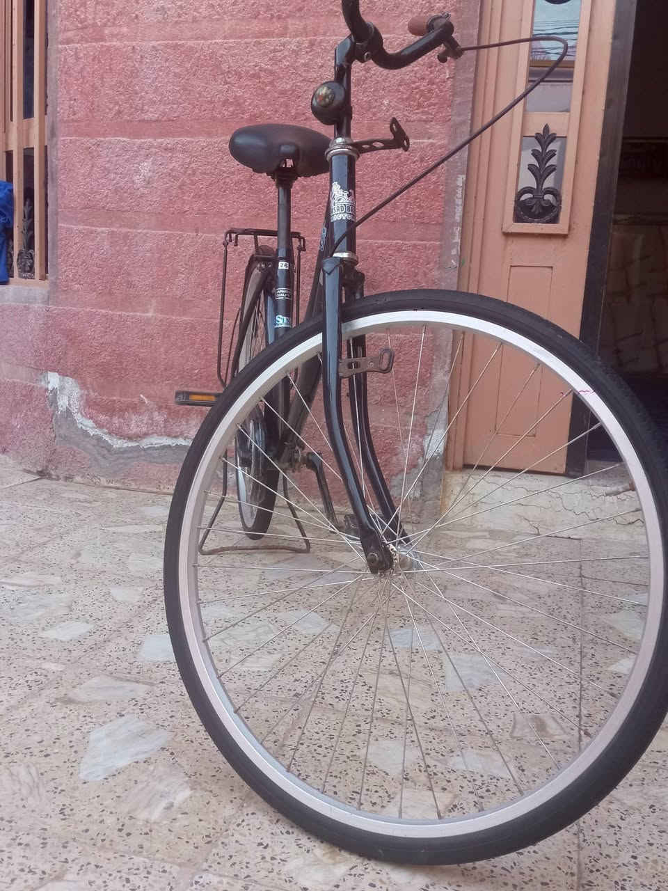 بيسكل للبيع سعر 90بي مجال العنوان  سيطره الابراهيميه كربلاء 
‏‪***********‬‏

