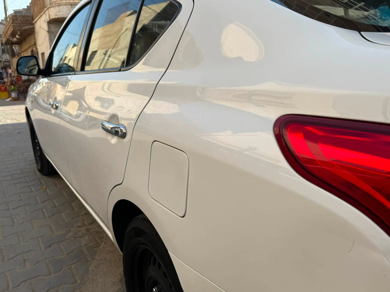 سلام عليكم البيع سني هندي موديل ٢٠٢١ ماشيه ٤٠ الف مكفوله كفاله عامه من ضربه والصبغ والتبديل مكينه كير وضع شركه بسمي سياره مكاني بغداد الكرخ ‭***********‬
