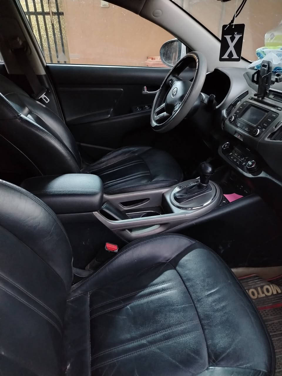 سبورتج موديل ١٦ للبيع وارد امريكي رقم بابل ...حادثها تبديل دعاميه فقط...ماشيه ٧٩ الف ميل السياره بأسمي السعر ١٦٠  
للأستفسار *********** 
بابل... ابو غرق
