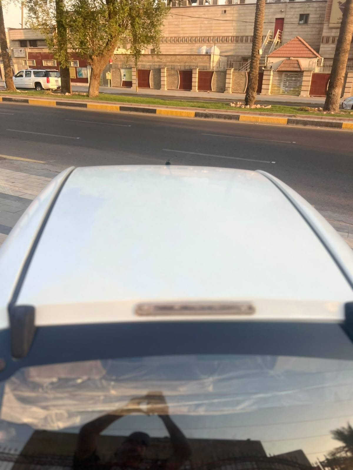 سلام عليكم بانده موديل ١٣ مكفوله كفاله عامه من ضربه وصبغ كير محرك صدر امامي خلفي كله جديد تبريد ثلج رقم بغداد تحويل ثاني يوم بسمي شرط سياره احله من صور كهربائيات كله شغاله ماكو شي نقص ترايك وين متريد سياره جاهزه السعر ٤٧ وبيه مجال او مراوس حسب القناعة مكان السياره بغداد رحمانيه جعيفر قرب ملعب زوراء *********** رقم لاتصال
