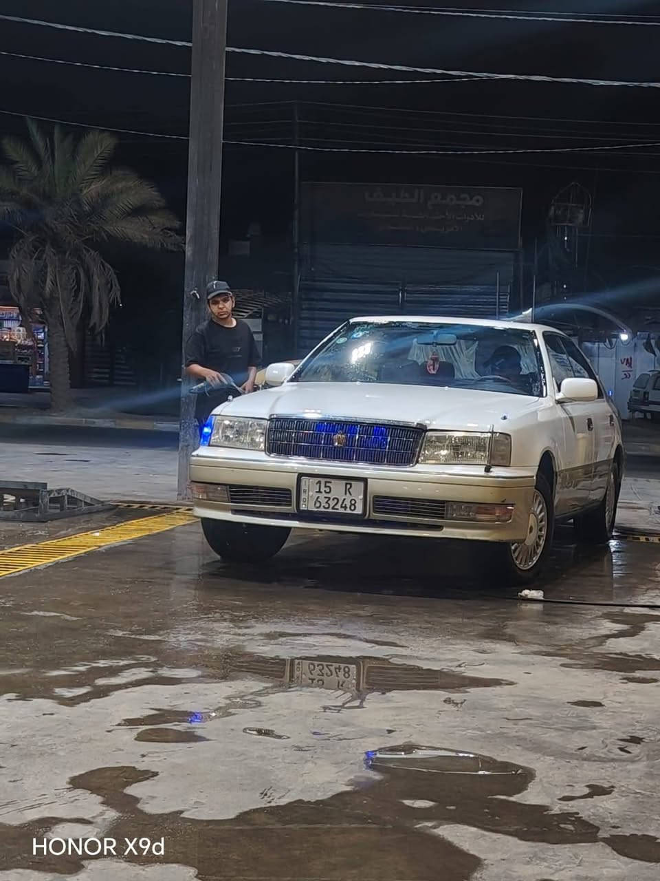 السلام عليكم ورحمة الله
راس الثور مكفوله شاصي 55 فول مواصفات مكفول كفاله عامه بس بيه ضربه بالجملغ الخلفي البكتر العبري رقم نكليزي رقم نبار مدور ثاني يوم السعر 90وبيه مجال بصيط ***********

نص مكتوب في الصور:
- HONOR X9d