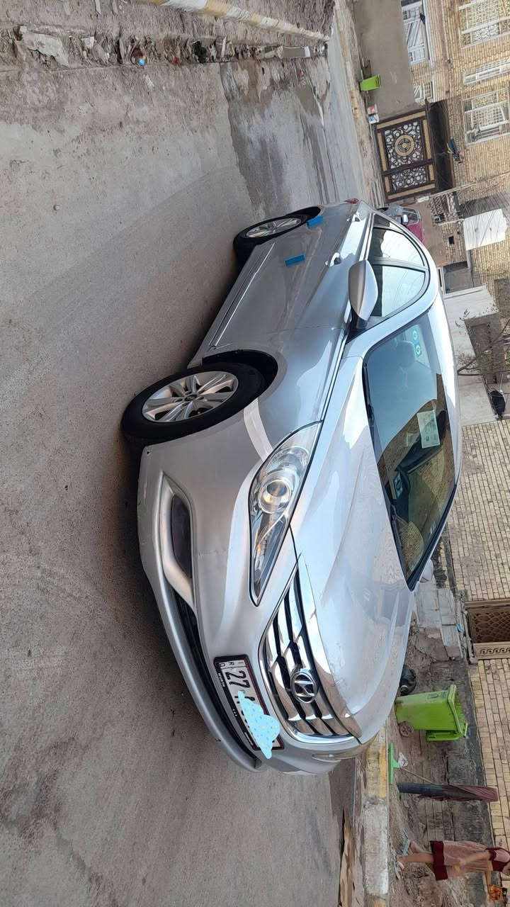 هونداي سوناته وارد امريكي موديل 2013 حادثه جاملق وبنيد مبدلات اصليات بدون دواخل وسونار مرفق مع صور تبريد ثلج حداديه جديده مكينه وكير شرط رقم ذي قار انكليزي تحويل ثاني يوم سياره كلش حلوه وجاهزه من كل النواحي العنوان ذي قار الشطرة استفسار الرقم *********** السعر 95 وبيه مجال للطيبين
