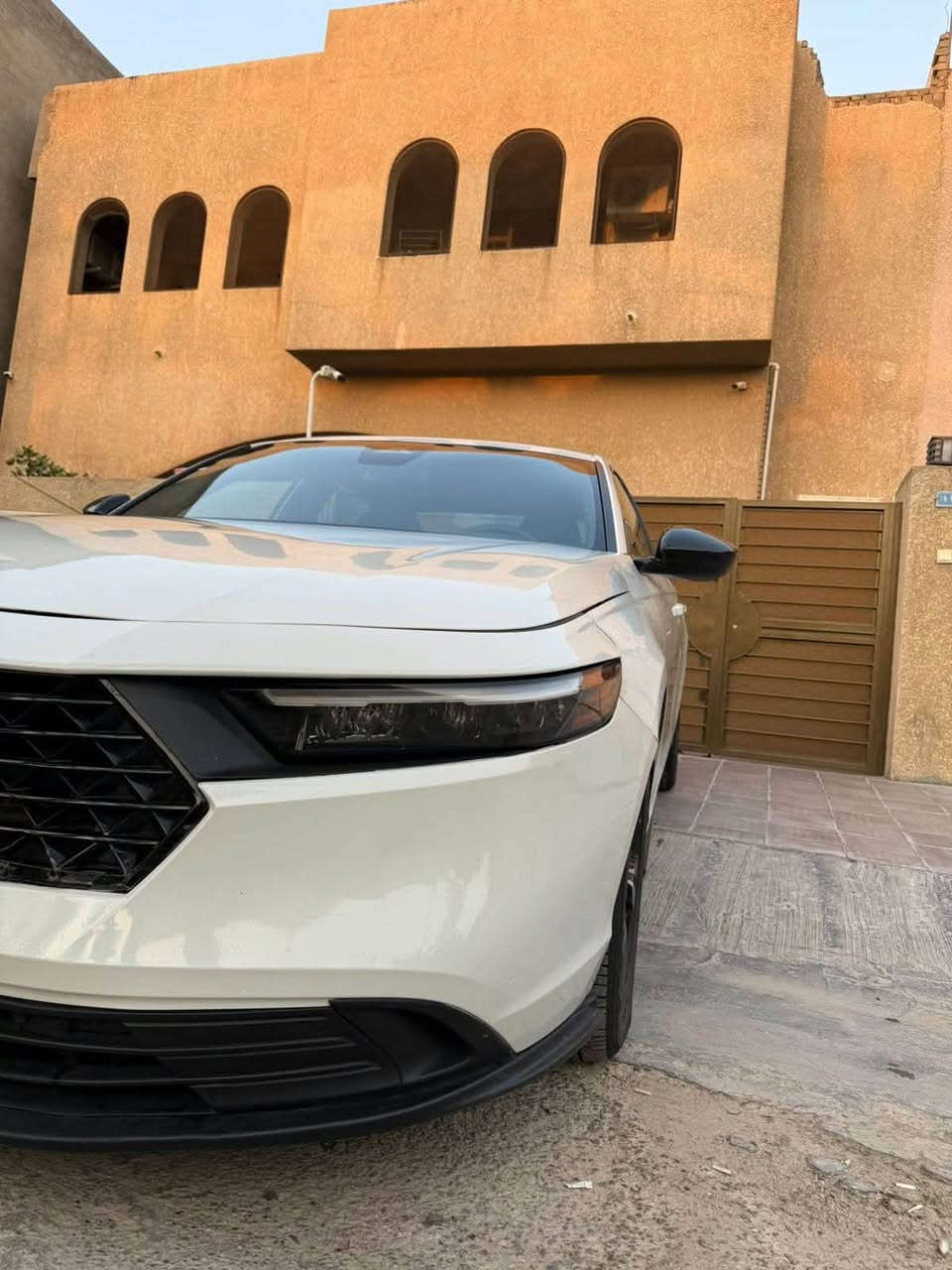 السلام عليكم للبيع هوندا اكورد 2023
هايبرد سبورت
ماشيه ٤٩ الف
حادث بنيد جاملغ بارد
السياره اي نقص مابيه ولا كلوب مشتغل
تخم تاير كامل جديد
بدون اي مصرف
باب خلفي مصبوغ بالعراق اثر طخه دراجه
مكاني اليرموك او مجمع الزيتون السكني

للاتصال ***********
السعر 154بيه مجال انشاءالله

