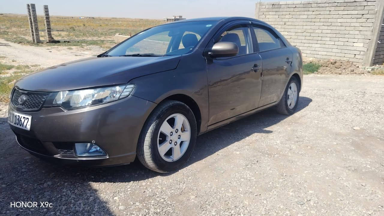 للبيع / كيا سيراتو، موديل ٢٠١٢، 
رقم و هزة جديد، محرك كير شرط، 
صبغ حزام بدون دواخل، السعر ٨٣ $ ورقة و مجال، 
للإستفسار الإتصال على  ***********

نص مكتوب في الصور:
- HONOR X9c