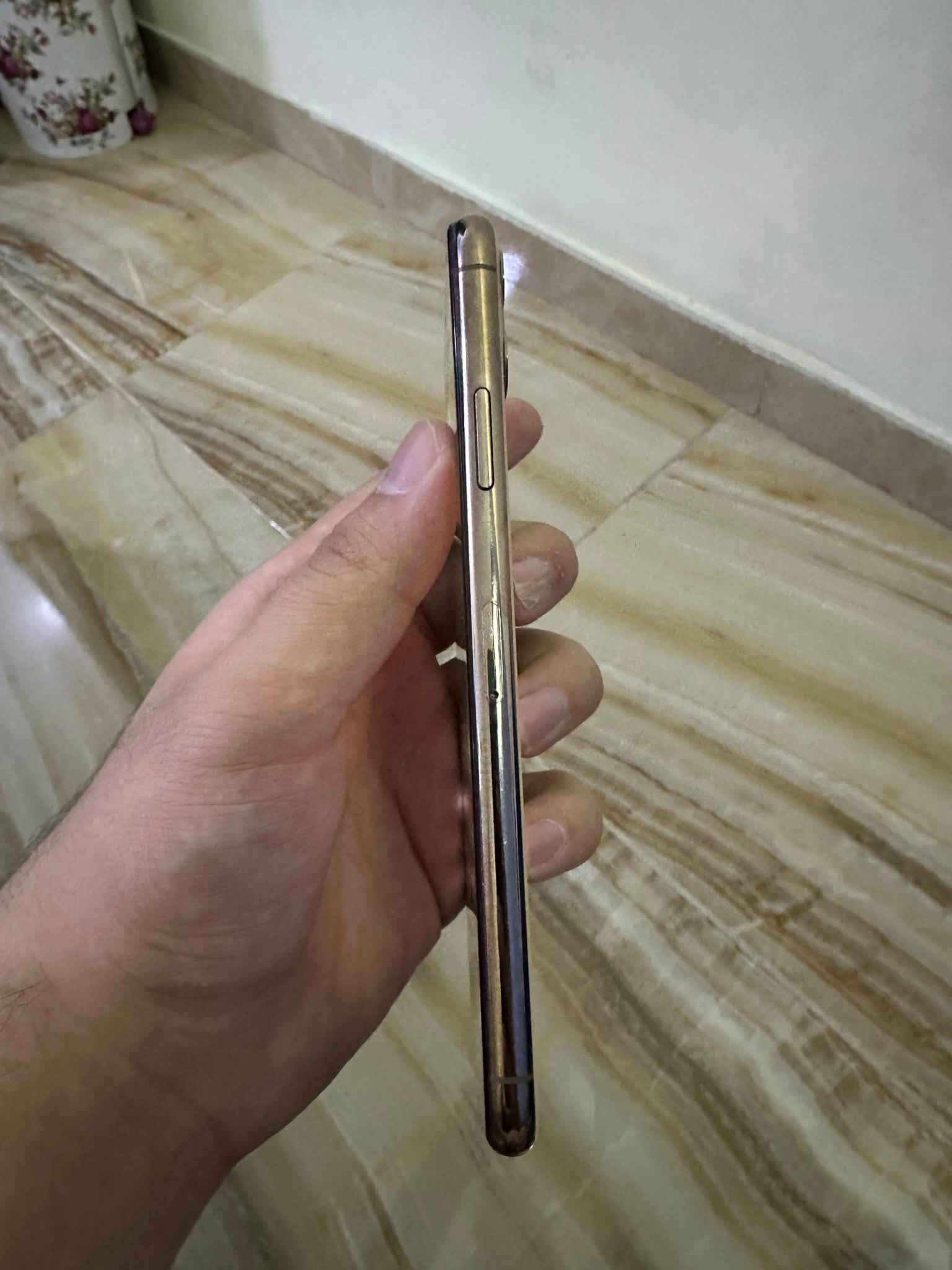 ايفون ١١ برو ماكس • ٢٥٦ • بطارية ١٠٠