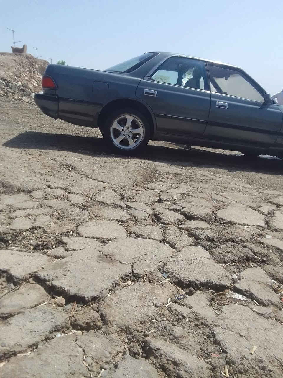 مارك 90رقم واسط دولي سنويه جديده بسمي كير جديد مكينه ونجي زينه  حادث صفحه  السعر 3ملاين ***********

