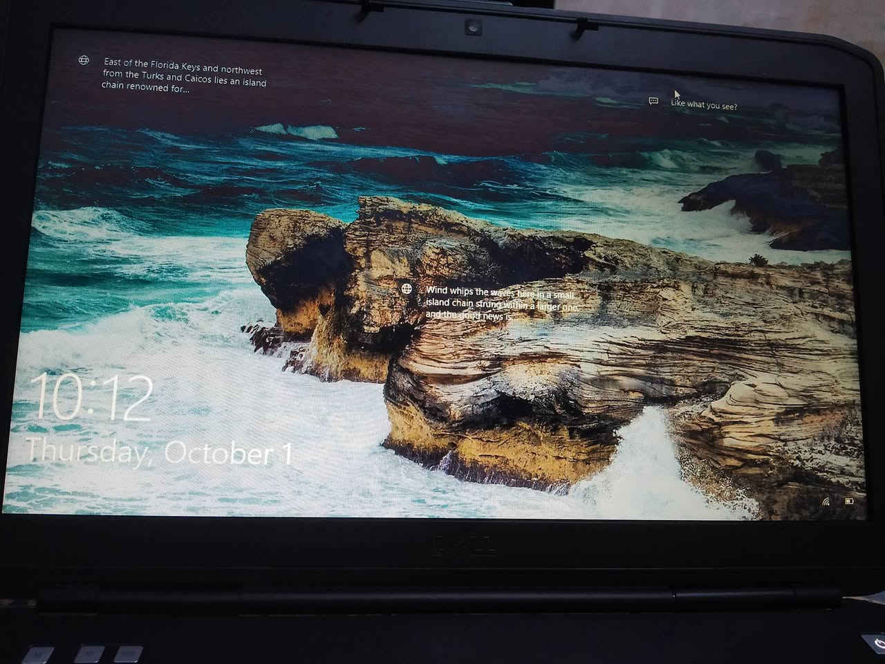سلام عليكم لابتوب DELL للبيع
مواصفات// لابتوب  دل جيل الثالث معالج كور i7  رام
 4 وقابل الزياده وحجم شاشه 16 وايضآ توجد فيه كامره اماميه للمكالمات أو تصوير لابتوب نضافة 95 ٪ جهاز يدعم كل التطبيقات تواصل الاجتماعي مثل ما موضح يمكم ويشغل فودو وسينمانا بدقة 1080 HD واليوتيوب بدقة 2k ويدعم ألعاب و يجي وياها شاحنه اصليه وجنطهة لابتوب سعر (210) وبيها مجال حك جيه //مكاني بغداد _ البلديات //لا يوجد توصيل متواجد خاص
