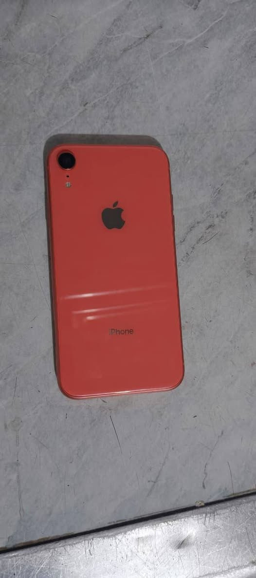 السلام عليكم 
📱 للبيع iPhone XR
- 💾 الذاكرة: 64GB
- 🔋 صحة البطارية: 100%
- ✨ النظافة: 95%
- 📍 المكان: بغداد – شهداء السيدية
- 💰 السعر: 160 ألف
- 🤝 يوجد مجال بسيط
واتساب ***********
الجهاز بحالة جيدة ونظيف،
