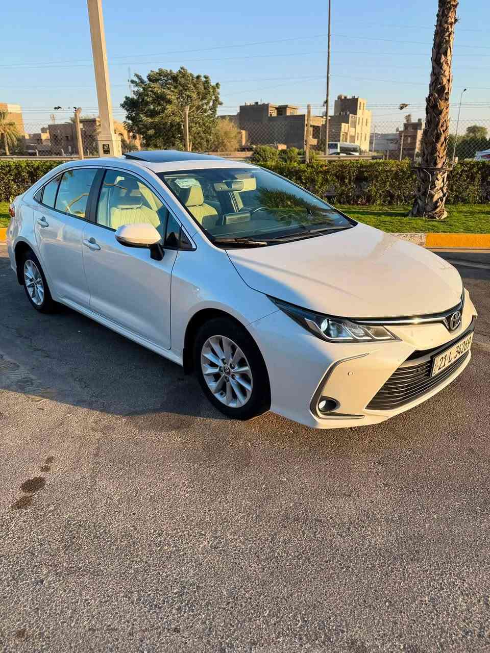 كورلا ساز 2022
بانزين فقط 1.800
ماشيه 80
فول1/1. GLI
بصمه فتحه مري شفط
قطعتين تبريد
حساسات 360
رقم سليمانيه باسمي
مكفوله من البارد و الصبغ والتبديل
بغداد /الكرخ
هـ/***********
