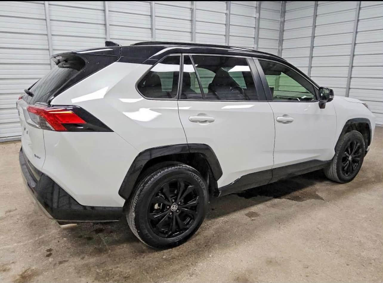 (((مكتب اسديرة لتجارة السيارات)))

📆تاريخ المزاد 15/9/2026

نوع السيارة: Toyota  RAV 4 XSE 2025

الضرر موضح في الصورة

السعر يحدد في المزاد

للاستيراد يرجى التفضل بزيارة المكتب 

📍موقع المكتب: اسديرة طق طق قرب مول انيس 

للاستفسار :

***********

اهلاً وسهلاً بكم ونشكر ثقتكم بنا💙

نص مكتوب في الصور:
- 655721536X