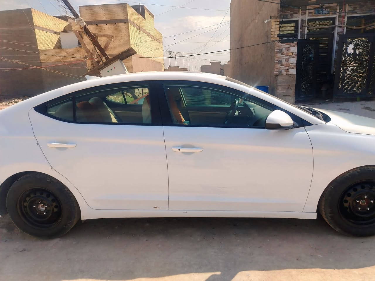 سلام عليكم النتر البيع 2019 موصفات رادراد جانبي تحكم ستيرن  تبريد قطعتين السعر 130 وبيه مجال التفاوض الستفسار على هذا الرقم ***********
