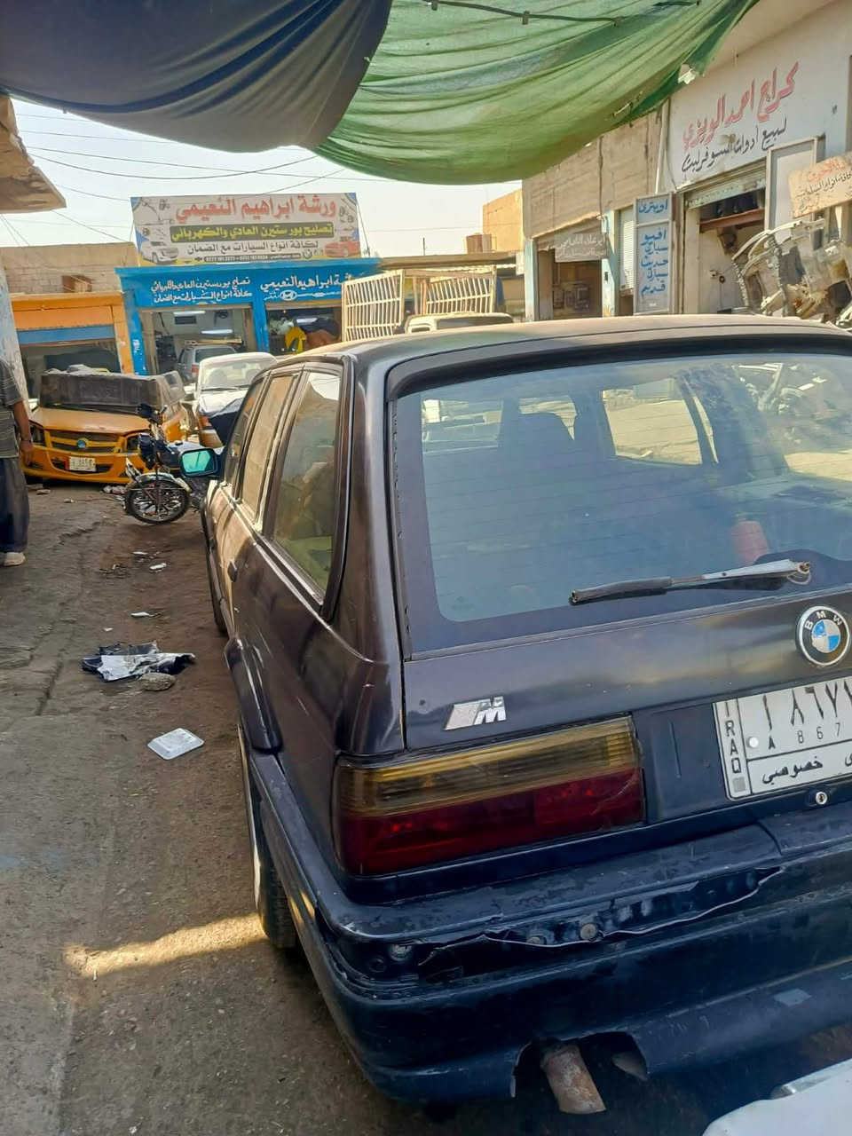 السلام عليكم 
BMW
زعرة ستيشن موديل 1991 كير ومحرك شرط بس بيها صوت جكجكة بالمحرك صوت بطل طخمها تعبان داخلها حلو سيارة رياضية 
سنوية 2026  رقم نينوى الماني بيها كابون ورقي متوقف تحول او تسوي وكاله گبل وتفعلو شرط تتكاتب مع الشرعي تريد تحويل تريد وكالة سعرها 15 ورقة وبيها مجال للطيبين..
للاتصال *********** بي واتس اب
