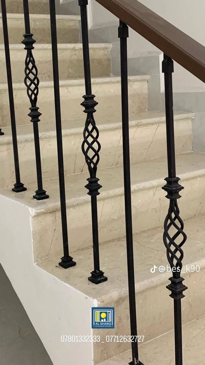 الذهبي للالمنيوم  كاونترات. جميع الموديلات التركي الحديث  ابواب. شبابيك.  الامنيوم. محجرات جميع الموديلات.     ابواب وشبابيك Bvc.  ابيض. وجميع الاوان مع الضمان 5 سنوات       علي الذهبي ***********
