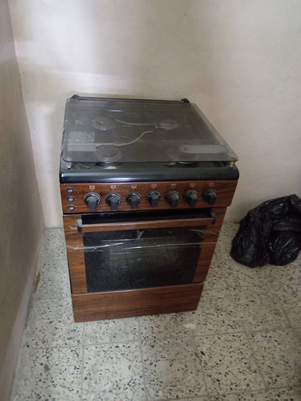 طباخ💲 
الوزن الثقيل الاصلي
امتياز إيطالي تركي مشترك
وليس صيني
الطباخ حيل نضيف جلخ ما بي
السعر200الف بي مجال للطيبين
للتواصل
***********
____________
***********
