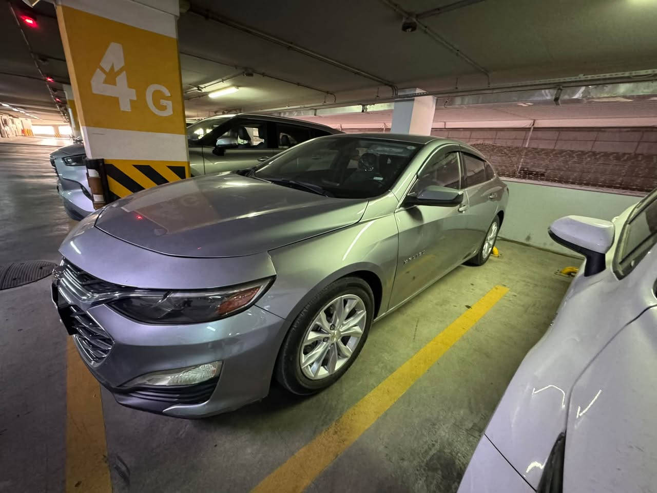 السلام عليكم
ماليبو 2024 LT

ماشيه 15 mil فقط

محرك 1500 تيربو

لون رصاصي

بصمه ابواب

بصمه تشغيل

تشغيل عن بعد

تحديد مسار

اوتو ستوب

مانع انزلاق

تحديد سرعه

حساسات خلفيه

تدفئة كشنات

شاشه كار بلي

رادار قيادة

تبريد قطعتين

او باقي المواصفات LTالمعروفه

صبغ جاملغ ونص الباب جهة سايق

شرط بجم شركة مملعوب بي لان البنيد سليم

كير محرك تبريد كهربائيات وضع الشركة

تحويل او وكالة

مكاني بغداد الحرية

السعر 125 بيها مجال

***********
