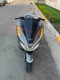 بي سي اکس • ١٢٥ • بصمه