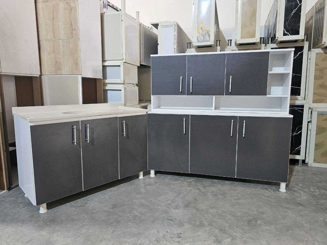 https://wa.me/9647730348907
ثلاث قطع كاونتر وملحق متر ونص وسنك مرمر متر و20 سعر 240
