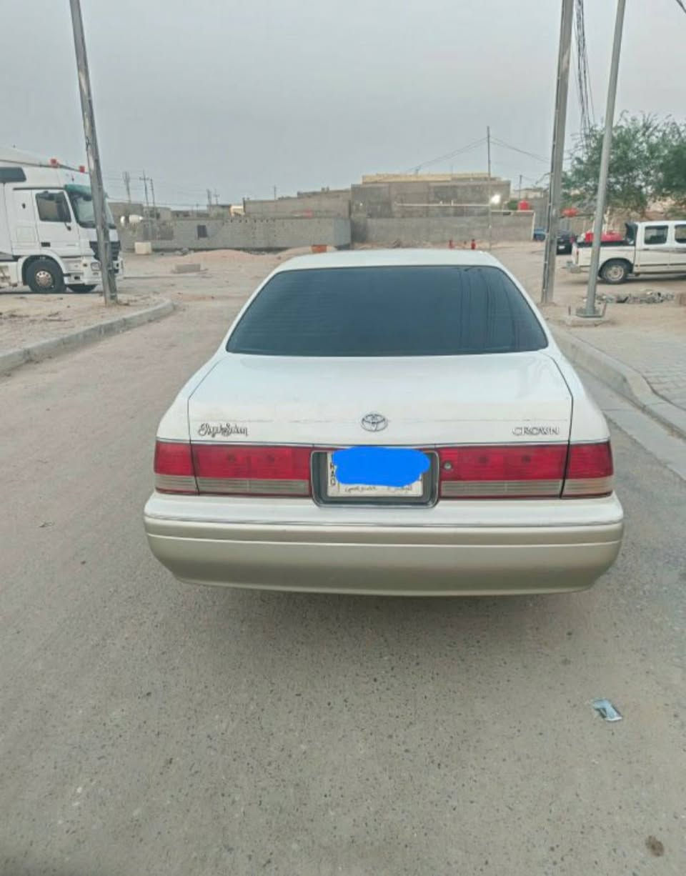 راس الثور فلات موديل 1998 رفم بصره تحويل وين مايعجبك
محرك 2500فيشتين ام الكلاص الاسود جديد
كير اكسل كفاله
مكفول من النقل والكص وتجيه والحادث  والأصوليات كفاله
لايت زنون 
لوحه عدادات ليزريه
كشنات كهربائيه
حداديه100/100
كهربائيات كلها شغاله 
تحويل ثاني يوم 
السعر88وبيها مجال حك الجيه
العنوان بصره سفوان***********

نص مكتوب في الصور:
- ٥:٠١ م