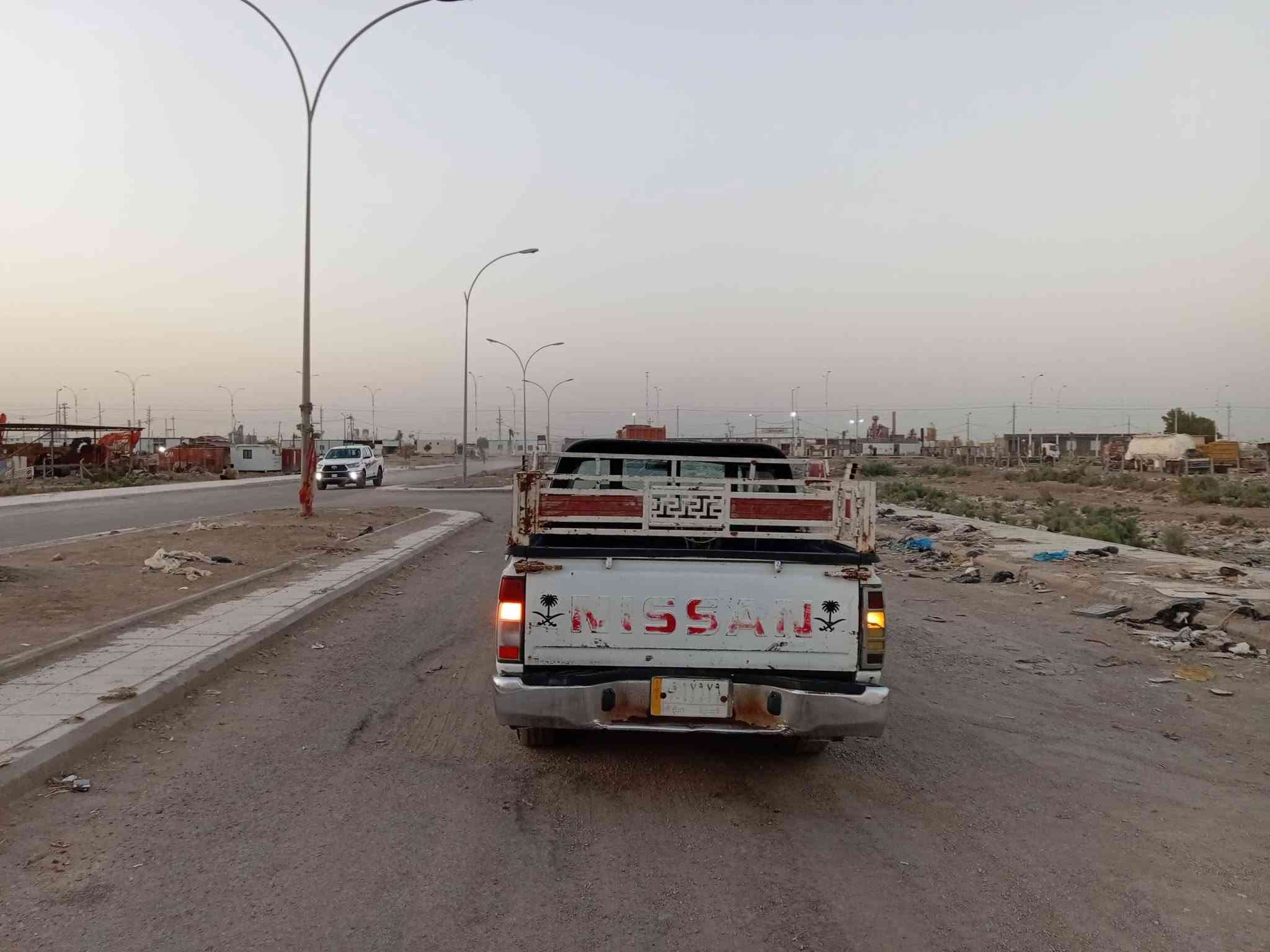 السلام عليكم بيكم نيسان موديل ٢٠٠٩ فول مواصفات رونين جام كهربائي مرايات كبار السيارة مكفولة من الضربة و من الصبغ بيها دحجات بدون صبغ كير و محرك و اكسن و شاصي مكفولات كفالة عامة دوشمة جديدة كهربائيات كلها شغالة السيارة جاهزة من جميع شي التبريد شغال نقصه بس غاز السيارة نظيفة و جهازة من الطول للطول الرقم بصرة بأسمي مداور اي وقت سنوية طايفة السعر ٧٤ وبيها مجال العنوان السماوة مركز المدينة الرقم ***********
