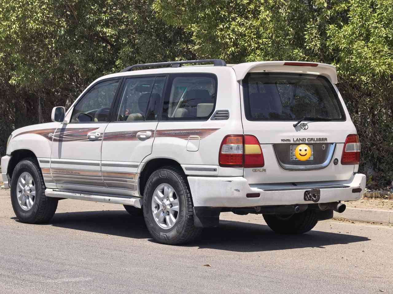 السلام عليكم ✋
للبيع تويوتا لاندكروزر GXR لمتد  👌  7 راكب

موديل: 2002 محدث 2007 👌 

ياباني اصلي 🇯🇵

رقم بغداد 😉 ٤ ارقام

تفاصيل السياره 📌📌📌

صبغ بلجاملغ الايمن شويه بنيد👌

كير مجفت + مكينه بلادي مجفته 👌

مواصفات السياره.... 

جام تحكم اوتماتيك 🎚

تبريد 3 قطع 3️⃣ 

شاشه تحتوي على AUX + CD+ USB+ Bluetooth 📀

نضام ملاحه 🌎 

دبل فيت بمب ✌️

دبل تانكي 🛢️ 

اضافه منظومه غاز ايطالي 

بلكات و نوزلات جديدات ⛓️

داخل مخمل  ➰

غرفه نظيفه جدااا🥇

تبريد تحكم منفصل ❄️

نضام دفع رباعي 💪 

تخم تاير جديد 🛞

حبايب كلبي بعد هواي مواصفات نسيت اذكرهن 🤦‍♂️

السعر المطلوب ⭕

١٢٠ ورقه💲و بيهه مجال 

مكان السياره بغداد 👇

للاستفسار اكثر واتس اب ***********

