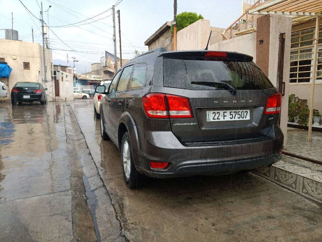 🚗 بۆ فرۆشتن – Dodge Journey 

🔹 مۆدێل: 2018
🔹 جۆر: SXT
🔹 مەکینە:چوار پستۆن 2.4
🔹 ❄️تەبرید مەرکەزی-٣ڕیز کوشن
🔹 شاشە و کامێرا
🔹 تەحدید سورعە

💰 نرخ: [١٣٢$]
📍 شوێن: [سلێمانی]
📞 ڕەقەم تەلەفۆن: *********** 

🚗 للبيع – Dodge Journey
🔹 الموديل: 2018
🔹 الفئة: SXT
🔹 7 مقاعد – 3 صفوف
🔹 المحرك: 4 سلندر، 2.4 لتر
🔹 ❄️ تبرید مركزي
🔹 شاشة وكاميرا خلفية
🔹 مثبت سرعة
💰 السعر: ١٣٢$
📍 الموقع: السليمانية
📞 رقم الهاتف: *********** السليمانية, العراق
