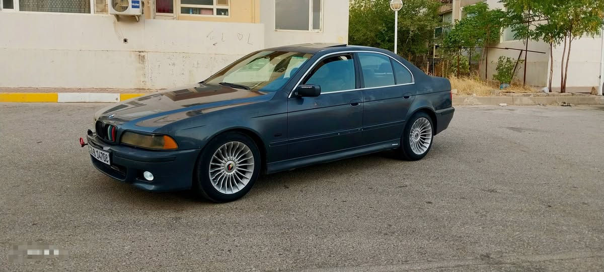 بەناوی خوا
 ***********_***********ڤایبەر واتسئاپ BMW530i سەقەر بۆفرۆشتن مۆدیل1999
عام بۆیاغ لەسەرکاڵبونەوە سەنەوی تازەیەتا2028
بەناوی خۆمانەوەیە تەحویل وغرامەبەشەرت
ناوفۆڕمیکا  گێڕئۆتۆمایك دەبڵ گێڕ تەبرید بەشەرت تەبرید مەرکەزی تەحەکوماتی سەرسوکان کوشن جلد چوارجام وئاوێنەکارەباکەمێک بەساردی دوکەڵ ئەکات 
سعر76وەرەقەو معامەلە
ڤایبەر واتسئاپ‌*********** -- *********** السليمانية, العراق
