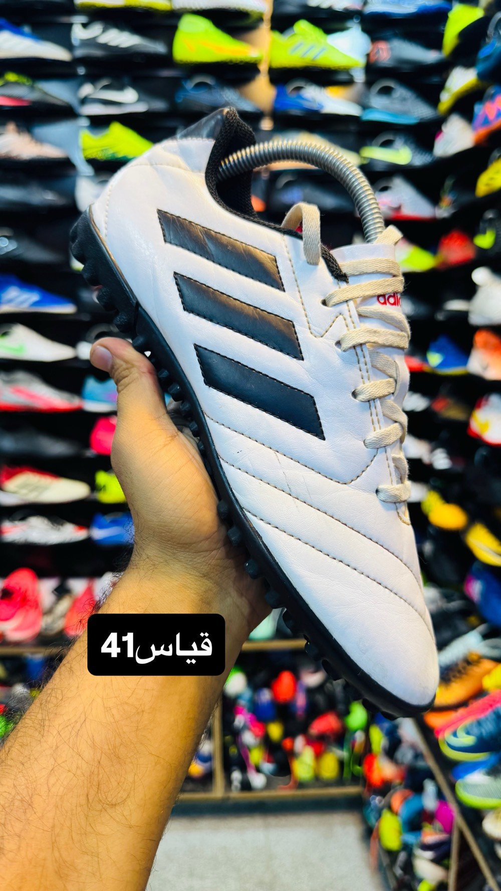 احذية تارتان اصلي مستخدم وغير مستخدم