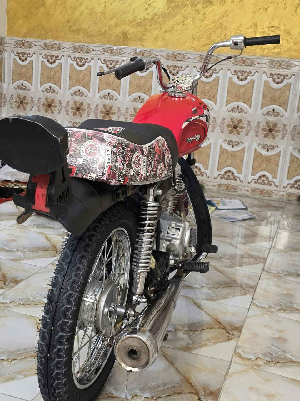 سكنس • ٢٦ • سبع اوراق