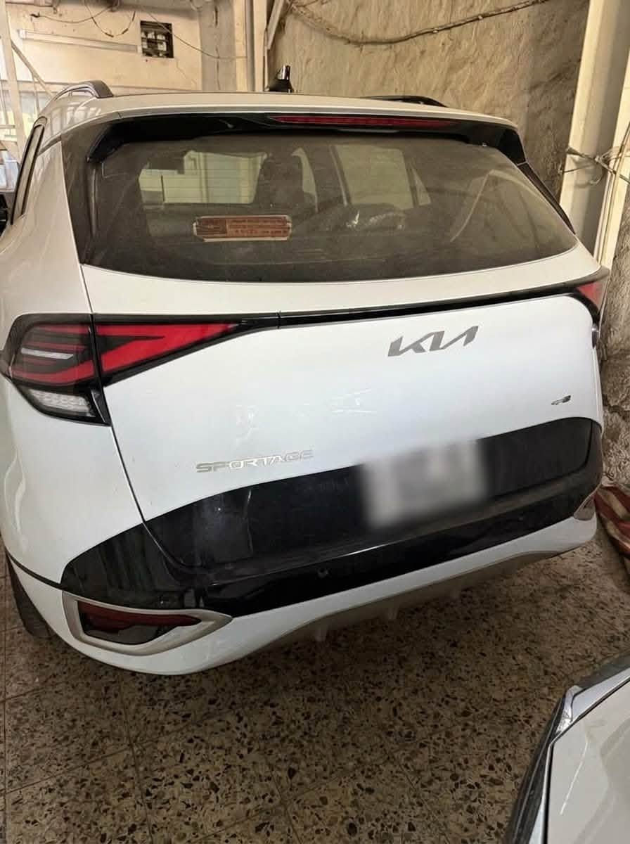 سبورتج موديل 2023 جيتي لاين خليجيه بعدهي بالضمان ماشيه  42 الف مكفوله السياره السعر 230 قفل رقم بغداد 
مكان السياره بغداد البنوك 
***********
