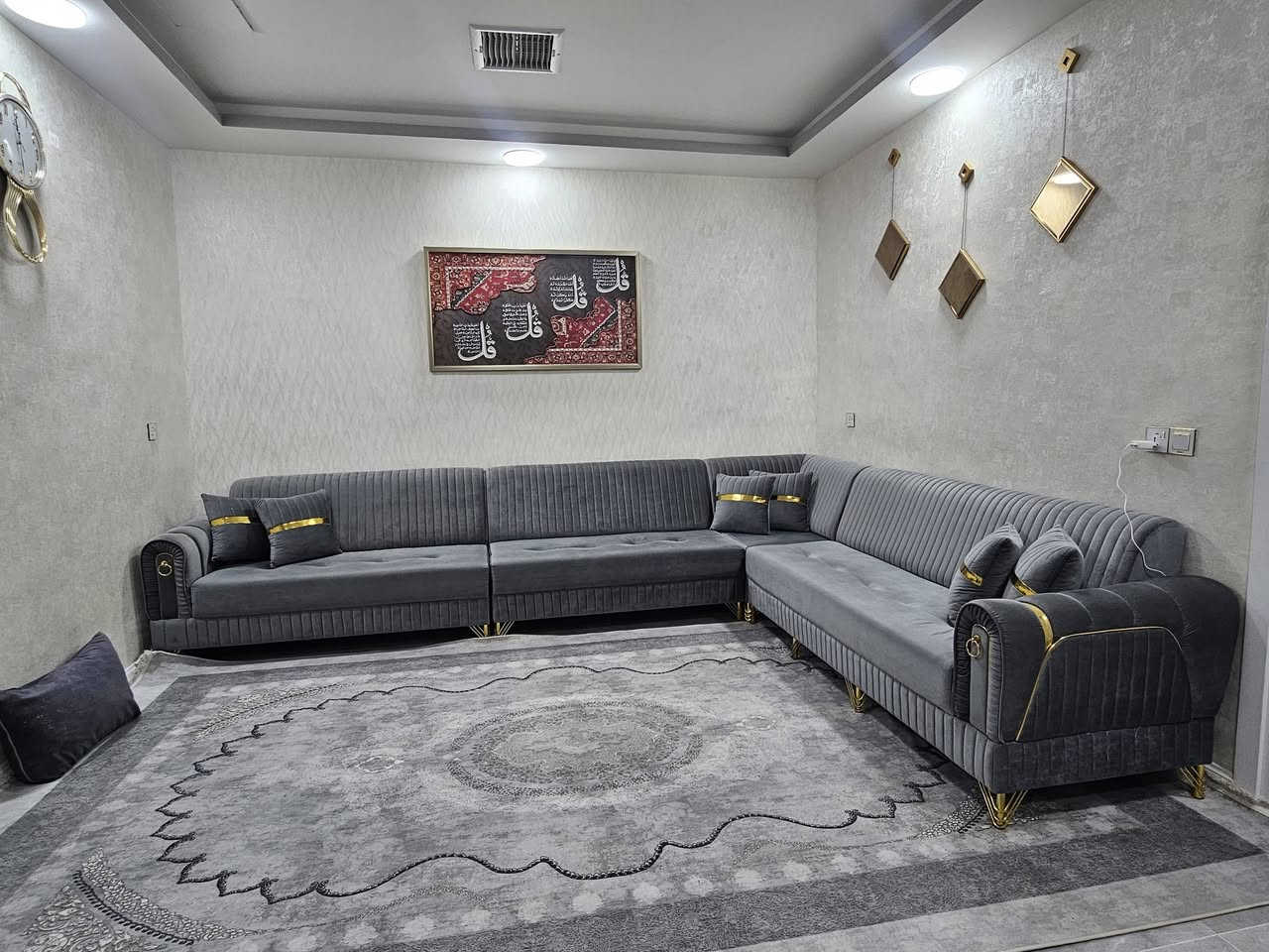 ***********
١٠ نفري شتي جوان لوك لوك دةست كرد❤️❤️
