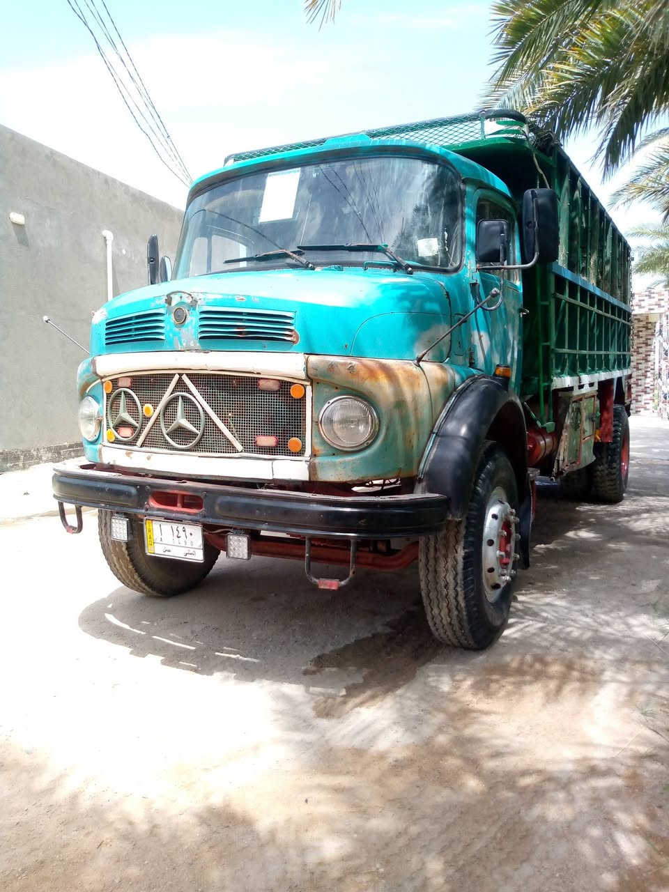 أبو ردين للبيع جاهزة من كل شي موديل 75 8 طن اتصال ***********

