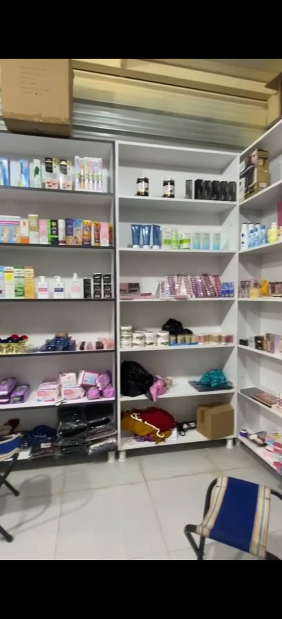 9ڕەفەی خاوێن بۆفرۆشتن
دەرەجەیەك مواد
دانەی 60هەزار
***********
ناونیشان سەروچاوە
