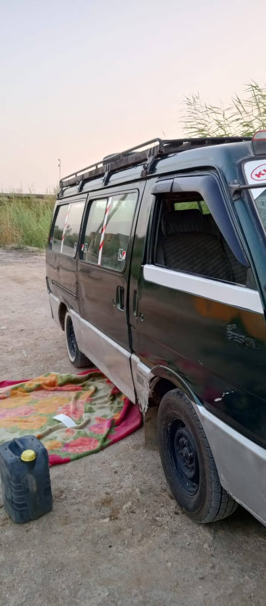 سلام عليكم كيه بسته موديل ٩٤ جاهزة مصبوغة حزام بجم جديد كهربائيات شغالة مكينا تبخر بدون تنقيص كير وعينا وصينية جدد كلج عنبار بريك جديد تخم تاير رقم واصط راعيها بسماوة تحويل مباشر مصغرة هيه وغرامات سنوية منتهية بيع هل موجود لا تكلي شبيها مكانها رميثة سعر ٣٠ بيها مجال حك جية ***********
