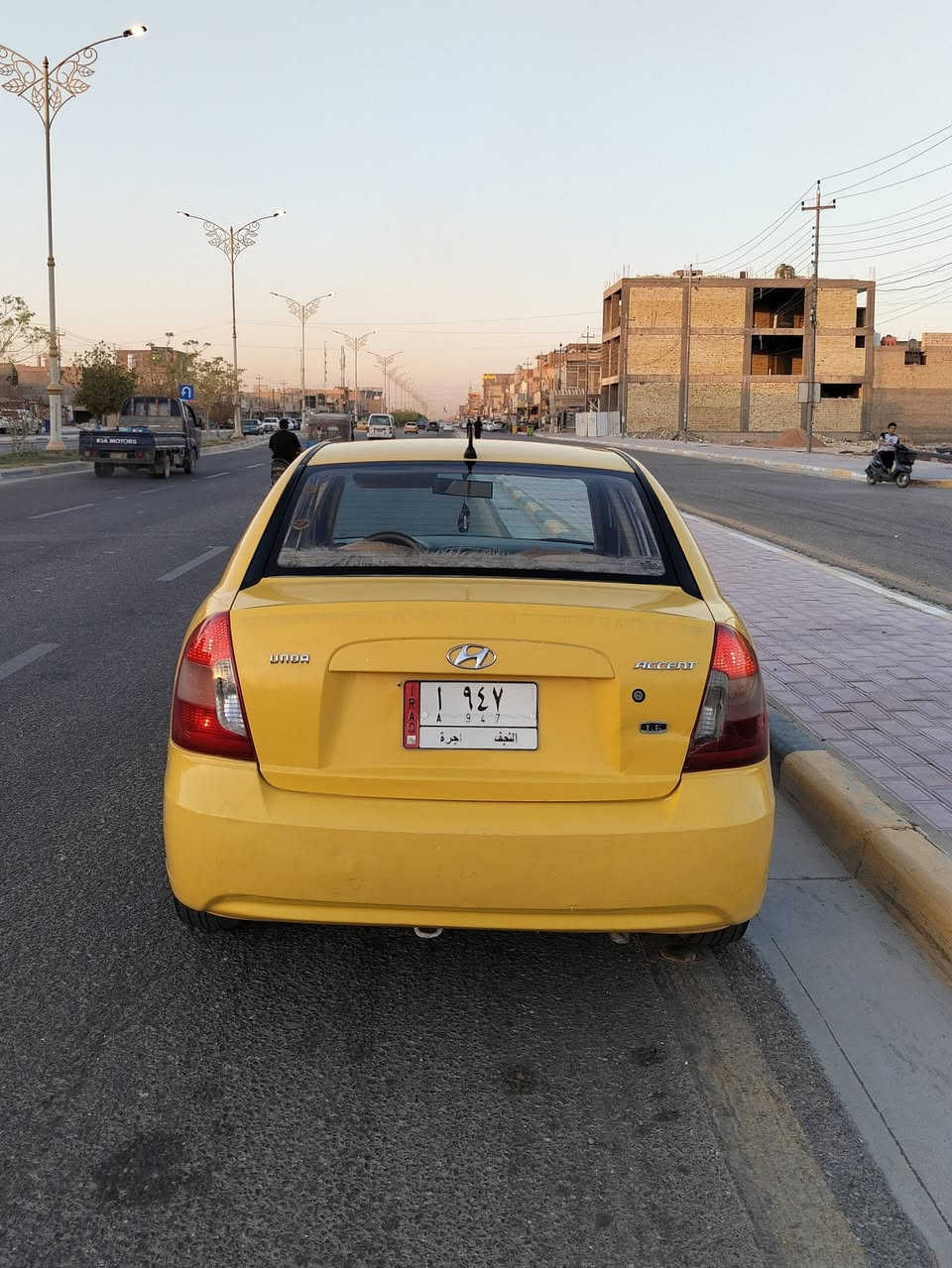اكسنت للبيع موديل 2011  كفاله عامه
محرك 1600 شركه عامه CVVT
رقم نجف 
گير و محرك خير من الله 
تبريد ثلج 
تخم تاير 
السيارة بأسمي هيئة وغرامات مصفره 
السعر 83 
مكان السيارة  كربلاء 
***********
