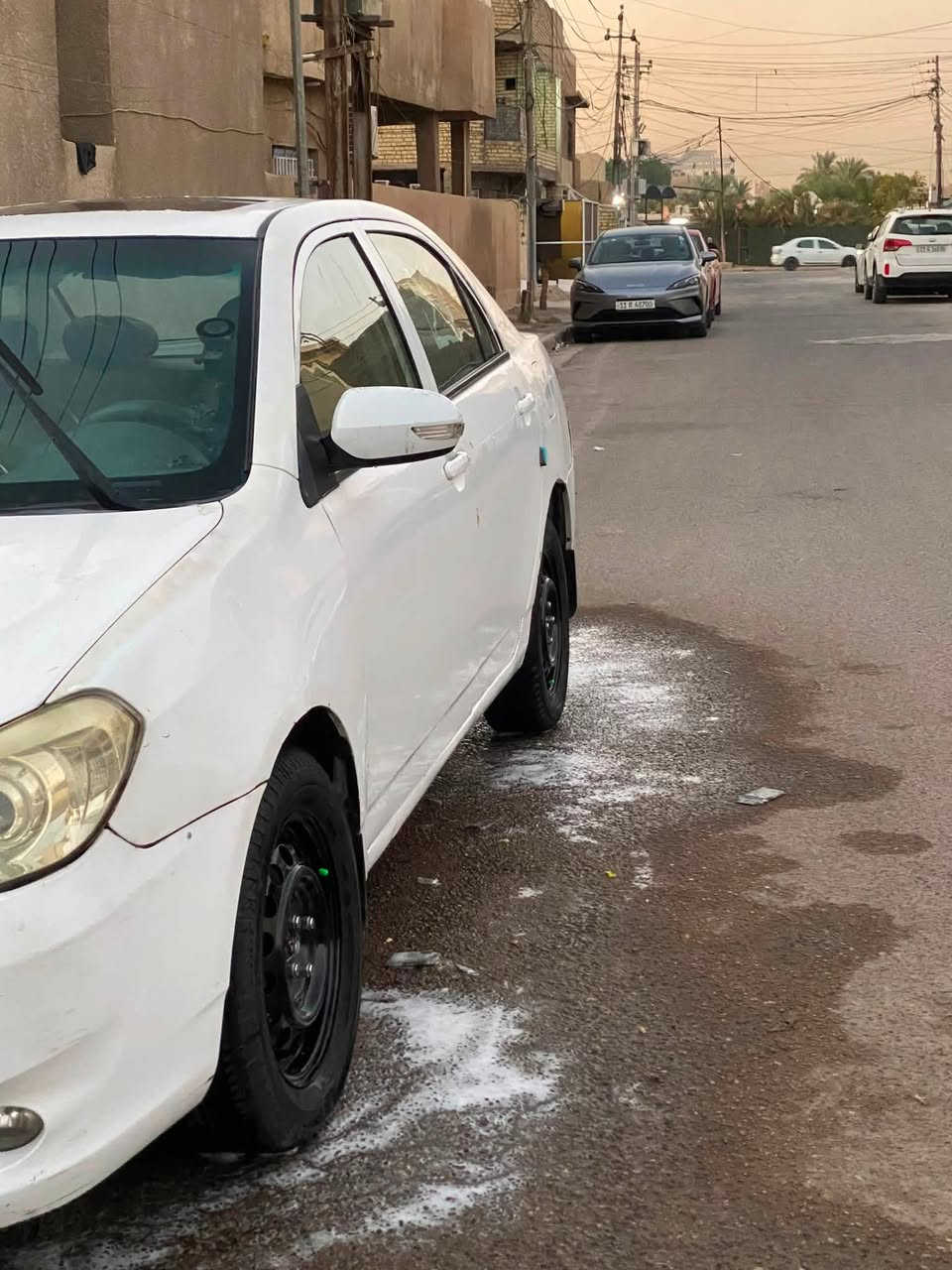 السلام عليكم
للبيع Byd 2013 g3 فول مواصفات
بصمه تشغيل
بصمه بيبان
فتحه سقف
تبريد شغال
رقم بغداد جديد دولي
صدر وحداديه جديده 
شاشه + كامره
تخم تاير جديد قبل سبوع شاده 
سياره خير من الله استعمال شخصي مال بيت 
المكان بغداد 
حي الاعلام قرب تقاطع درويش
السعر 55وبيهه مجال حك الجيه 
رقم الهاتف/***********
