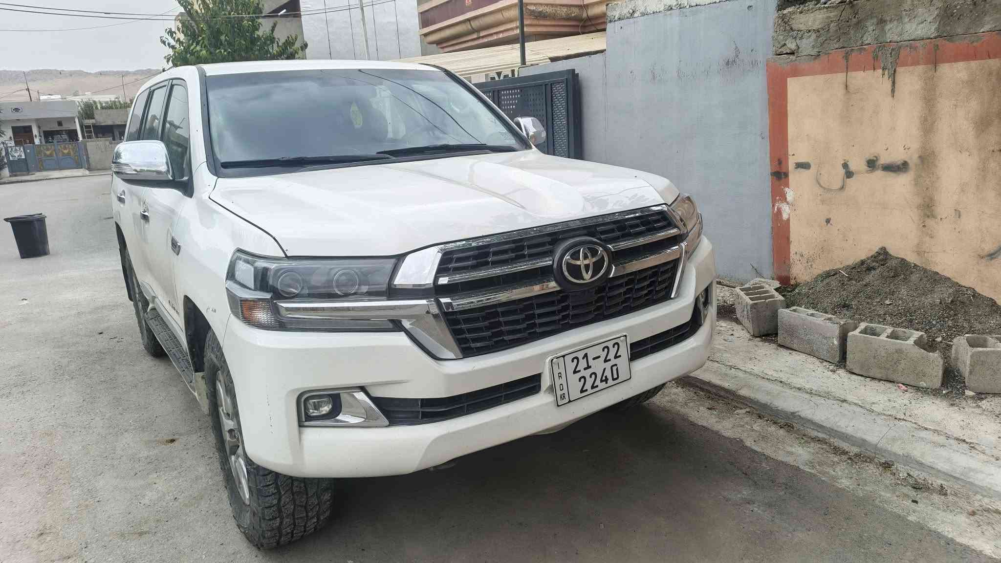 لاندكروزر • موديل ٢٠٠٩ • شكل ٢٠٢١