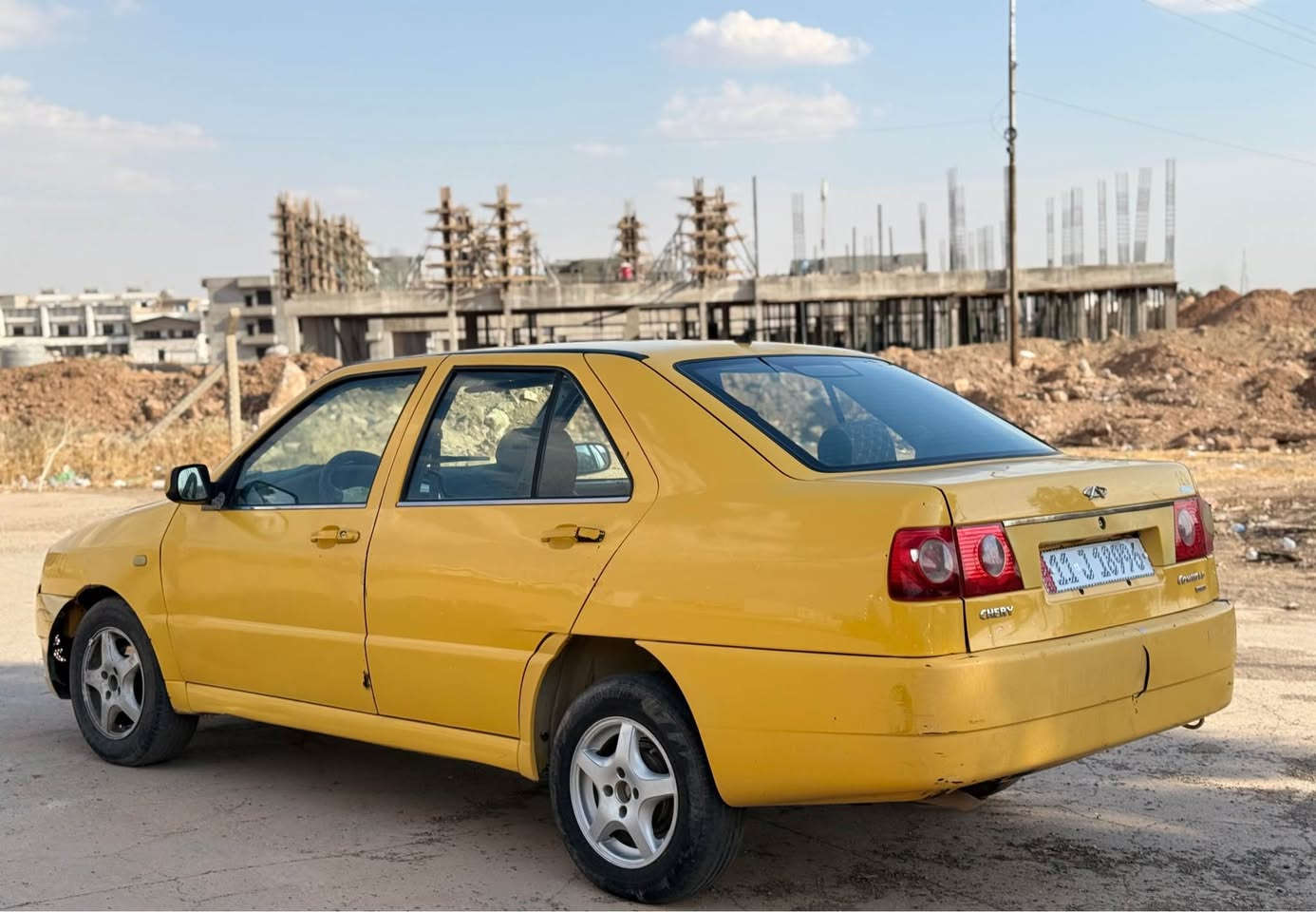 چێری کوین (Chery Cowin) مۆدێل ٢٠١٠ بۆ فرۆشتن 🚗✨
 مۆدێل: ٢٠١٠
 ڕەقەم: بەغداد ( مشروع وطني)، بەناوی خۆمانەوەیە و ئەولەویاتی پاکە.
 بیتاقەی بەنزینی هەیە 
 گێر و مەکینە: بەشەرت، بەبێ هیچ کێشەیەک و بەگەڕەنتی.
 بارودۆخ: سەیارەیەکی زۆر بێ مەسڕوفە، زۆر گونجاوە بۆ ئیشکردن و بەکارهێنانی ڕۆژانە.
📍 شوێن: [کرکوک]
📞 ژمارەی پەیوەندی: [***********]
[بالعربية]
شيري كوين (Chery Cowin) موديل 2010 للبيع 🚗✨
 الموديل: 2010
 الرقم: بغداد (مشروع وطني)، باسمنا وتحويل مباشر.
 بطاقة البنزين: تحتوي على بطاقة بنزين شغال.
 القير والمحرك: بشرط الفحص، بحالة ممتازة وبدون أي مشاكل.
 الحالة العامة: سيارة نظيفة جداً وجاهزة للاستخدام اليومي ولا تحتاج أي مصاريف.
📍 الموقع: [کرکوک]
📞 للتواصل والاتصال: [***********] كركوك, العراق
