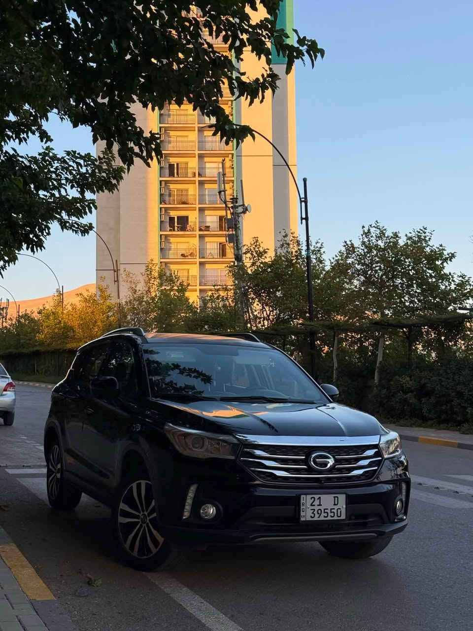 🔴 بۆ فرۆشتن (GAC GS4 - 2019 / خلیجی)
سەیارەیەکی خاوێن، نازدار و پڕ مواسەفات، ماڵی دۆست.
🔹 مواسەفاتەکان:
 مۆدێل: ٢٠١٩ (خلیجی)
 تەقەڵ و سەقف: سڵاید و پانۆڕاما
 ئاوێنە ڕادار + ڕاداری ٣٦٠ پلە
 کوشن گەرمکەر + سوکان گەرمکەر
 تەحدید سُرعە (Cruise Control)
 لایت عەدەسە، پێش و دوا کامێرا و حاسە
 زۆر مواسەفاتی تری تایبەت
📌 تێبینی: بەناوی خۆمە و سەنەوی تاوەکو ساڵی ٢٠٣٠ تازەیە. تەنها سندوق بۆیاخە، سەیارەکە بێ نەقس و پاکە و وەک وێنە وایە.
💰 نرخ: ١٠٢ گەڵا (مەجالێکی کەم بۆ مامەڵە)
📞 ژمارەی تەلەفۆن: *********** السليمانية, العراق
