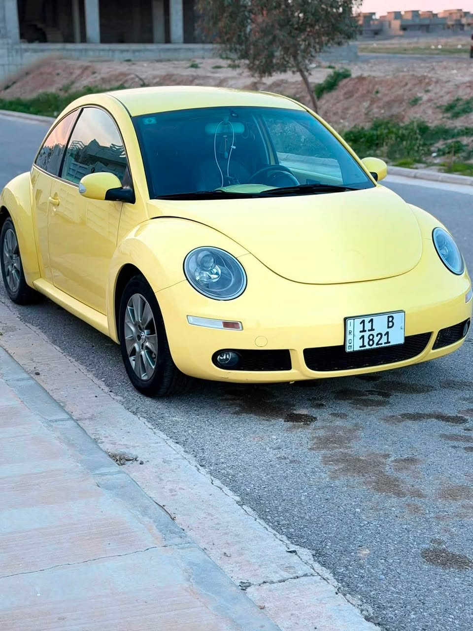 بيتل 2011 رقم بغداد 4 ارقام سيارة حلوة وجاهزة غرفة نظيفة تخم تاير شاشة كهربائيات لايت زنون صدر محرك 2500 يعني 5 سلندر …. نقصها فقط مشط ستيرن
السعر 65 ورقة وبيها مجال  
للاتصال ***********
