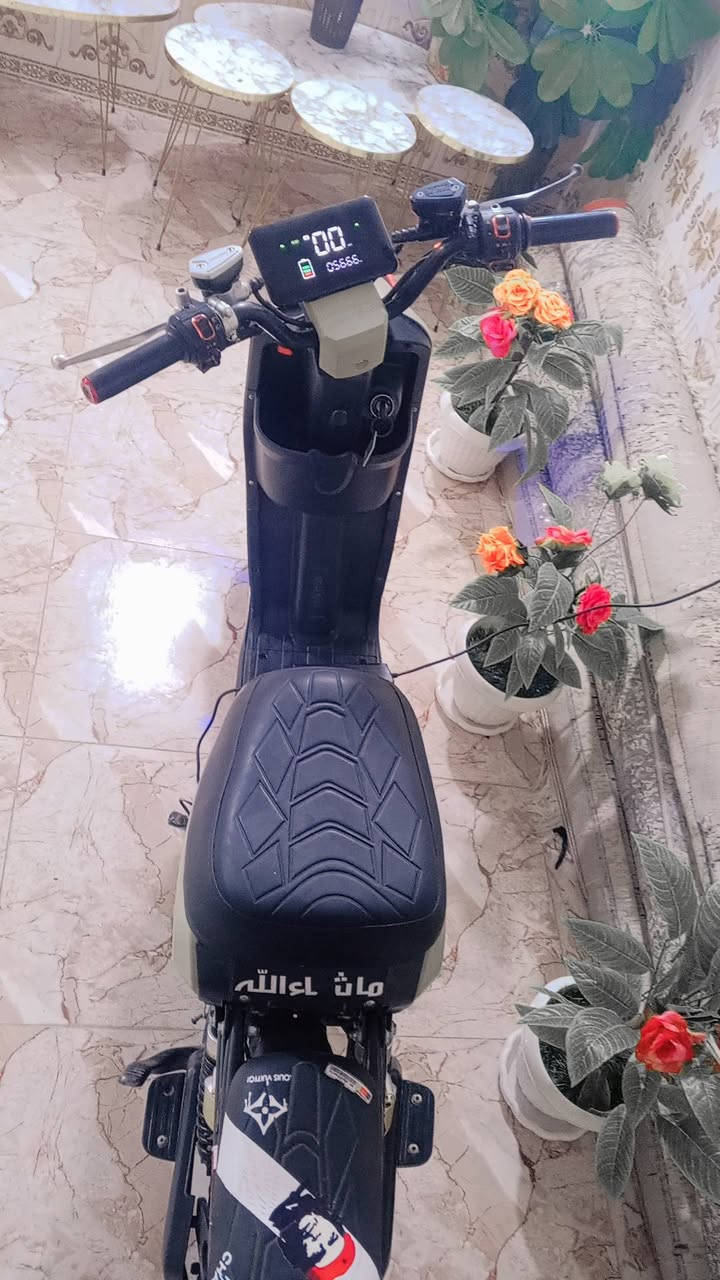 اومراوسه R9 • بطاريات جديد • تايرات ٨٠/١٠٠