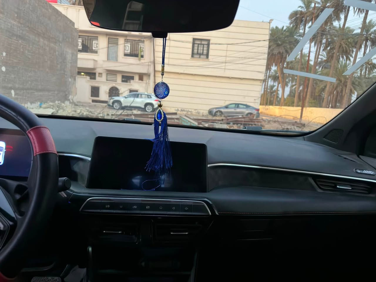سياره mg3موديل 25ماشيه3.000 موصفاتها كامله بيها شخوط بسيطه سعر 107 /مكان بغداد /تواصل/***********
