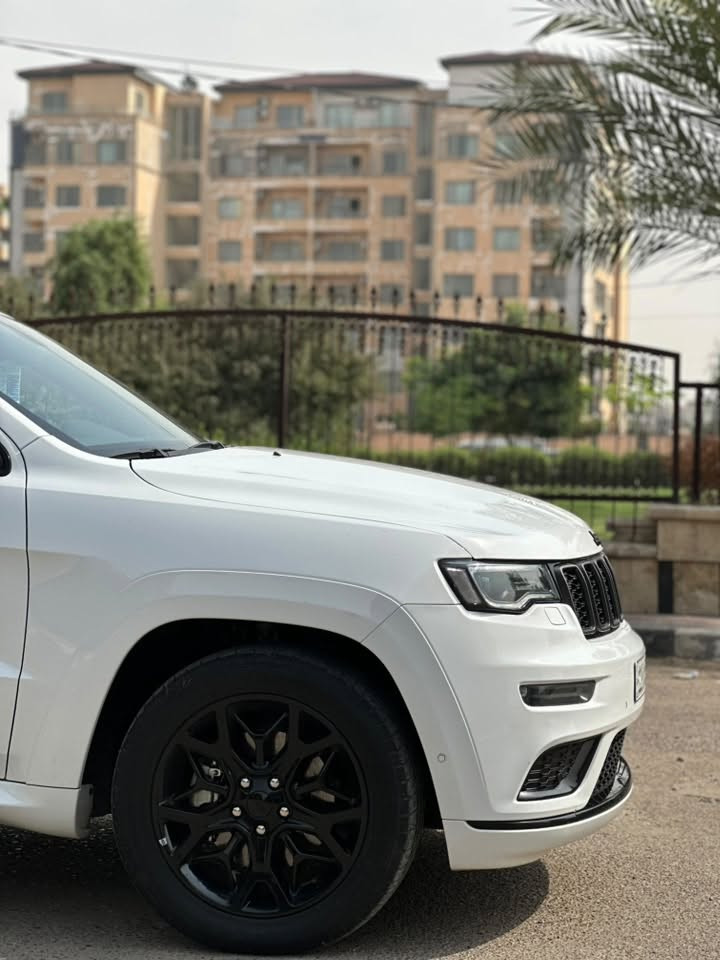 جيب جراند شيروكي • للبيع • سعر مناسب
