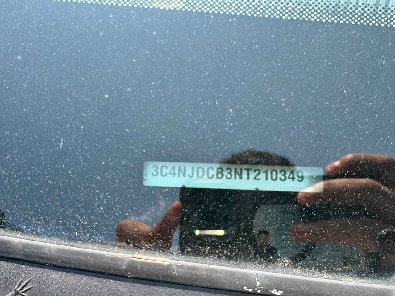 السلام عليكم

للبيع  سيارة جيب كومباس موديل 2022 لمتد رقم اربيل 

حادث وبنيد بدون دواخل او شاصي فقط مبدل ودعاميه وبنيد 

لون ابيض وقماره اسود مميز 

▪️كاميرا 360

▪️المحرك: 2.4L (اربعة سلندر) طقم تايرات بحالة ممتاز

▪️لايتات زينون اصلي مع حاجب LED مع كشافات دعامية زينون

▪️كامرة خلفية دوارة اصل مع الستيرن

▪️حساس خلفي

▪️حساسات ورادارات الاجتياز الجانبية (نقاط عمياء)

▪️كشنات جلد اسود اصل

▪️تدفئة تبريد لكشنات المقدمة لكشنات الخلفيه تدفئه

▪️تبريد قطعتين امامي وخلفي

دكمه سايد بريك 

▪️سستم صوت

شاشات خلفيه شادهم اصليات تدعم نضام البلوتوث والواي فاي 

▪️تحكم ستيرن جهتين بلوتوث وحاكية وكروس سرعة وتحكم صوت 

▪️نظام ABS مانع انزلاق

السعر المطلوب 159

مكان السياره 
العماره 
التواصل ع الرقم التالي
***********

