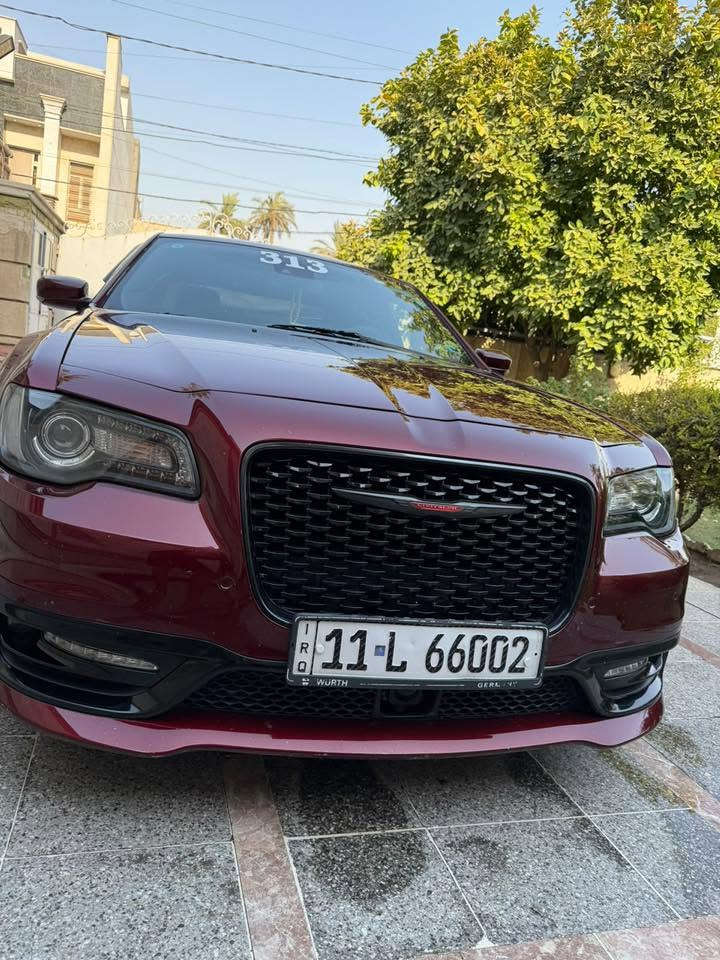 السلام عليكم 
للبيع كرايسلر 300s خليجي وكالة هارلم 
رقم بغداد
ماشيه 52 الف كيلو متر (تقريبا 32 الف ميل)
المواصفات فول 
فتحة بانوراما 
رادار امامي
كشنات جلد
ومواصفاته المعروفه مال S 
عليها تغليف ppf
ومكفوله كفاله عامه 
السعر 35.000 $
مكان السيارة بغداد / الصليخ 600
‏‭***********‬
‏‭***********‬
