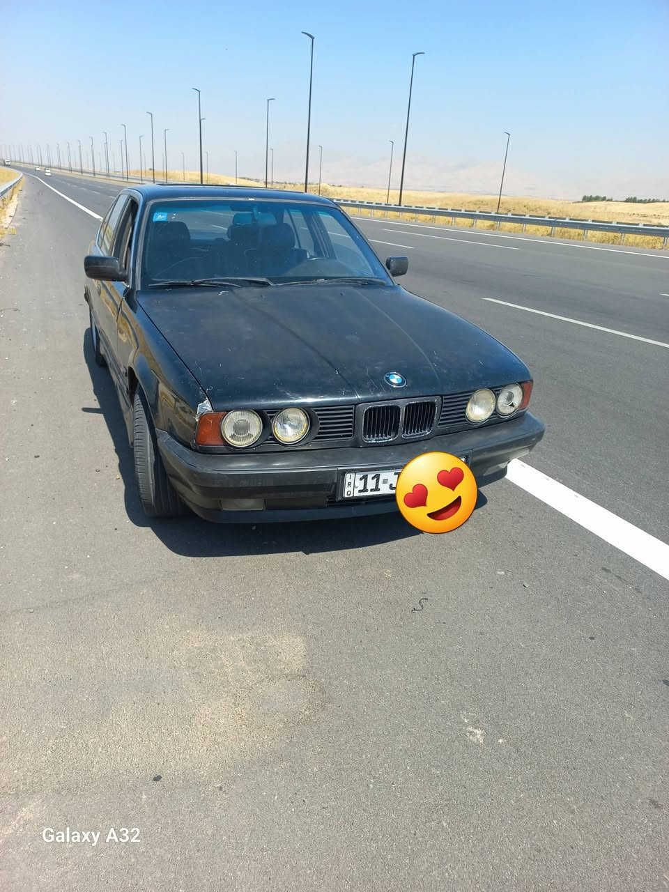 سلام عليكم شباب ٥٢٥ اصل بليته وسنويه محرك مفتوح او فل كير ومكينه مكفولات كير اوتماتيك م89 تبريد منظومه جديد ومنضومه بانزين جديده سياره فتحه ماطوره عاطل سياره صبغته نضيفه بس البنيد جارد بدون ضربه غرفته حلوه دشبول نضيف تنته تكم كله نضيفه بس الكشنات بيهن شكوك
رقم بغداد رقم دولي جديد شرط تحويل والغرامات 
مكاني بغداد الرصافه 
للبيع او المراوس لو حت احدث انطي فرق عادي
السعر 42 مجال بسيط
الرقم ***********
