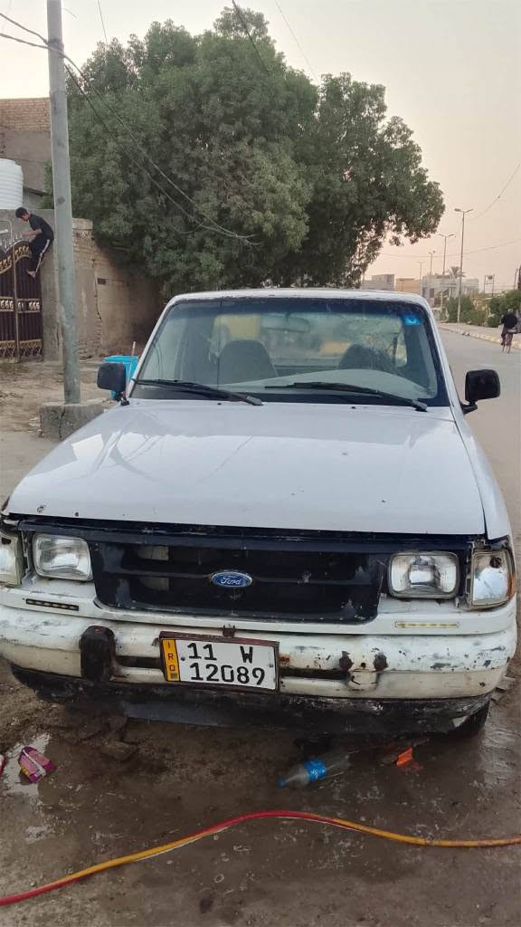 بيكم فورد 
رقم بغداد انكليزي بسمي
مكينتها محوره ونجي 4 سلندر 
سياره شغالة وتطلع محافظات 
سعرها 30 ورقة 
مكاني محافظة الديوانية مركز 
رقمي للتواصل *********** ديوانية, القادسية
