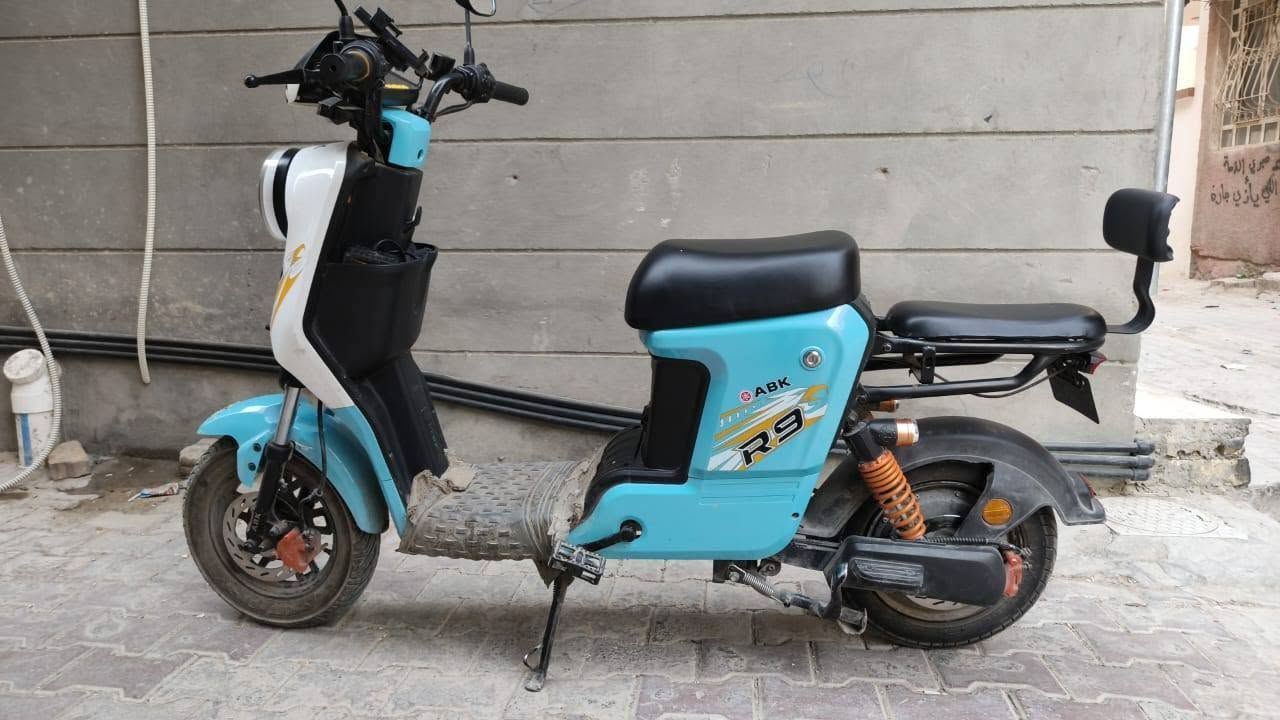للبيع مكلف بل نشر دراجة r9 مديل ٢٠٢٦.مرتبة و نضيفة كاملة
بطاريات كبار 2026.  
كربلاء
 ***********. رقم صاحبها.
السعر ٤٧٥ و بيها مجال قليل للشراي
