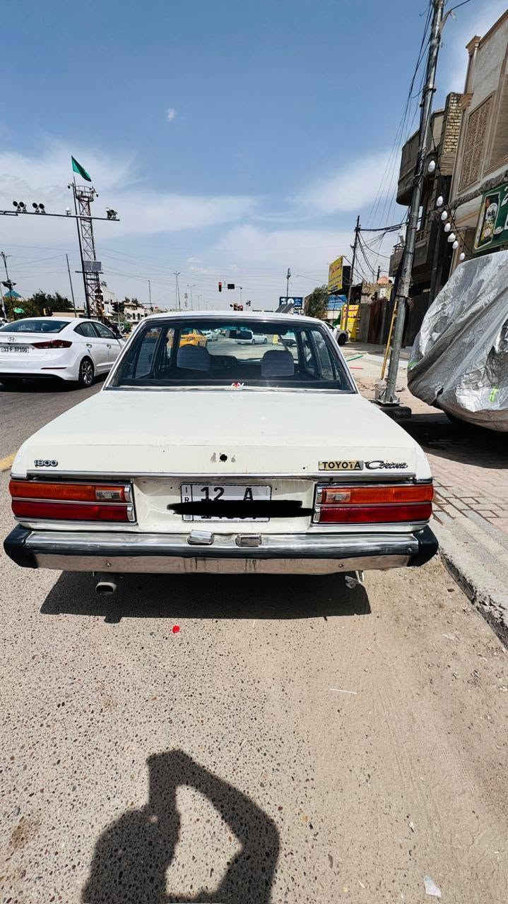 السلام عليكم
سيارة كرونه موديل 80 
تحويل باسم المشتري ثاني يوم ببغداد ؛ تخم تايرات جديد محرك نضيف كير نضيف كشر بلادي 
السعر 21 
للاتصال ***********بي واتساب 
***********
